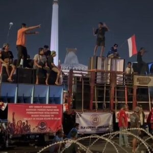 Audiensi Alot, Ratusan Sopir Truk “Sound Horeg” di Kantor Gubernur Jatim Tolak Aturan ODOL