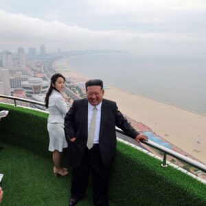 Transformasi Tak Terduga: Kim Jong Un Sulap Situs Uji Rudal Jadi Resor Wisata Mewah Wonsan Kalma