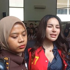 Nikita Mirzani Cabut Gugatan Wanprestasi Rp100 Miliar Terhadap Reza Gladys, Fokus Kasus Pidana
