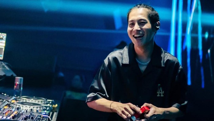 Konflik Memanas: Erika Carlina Ungkap Ancaman, DJ Panda Klaim Khilaf dan Alami Hal Serupa