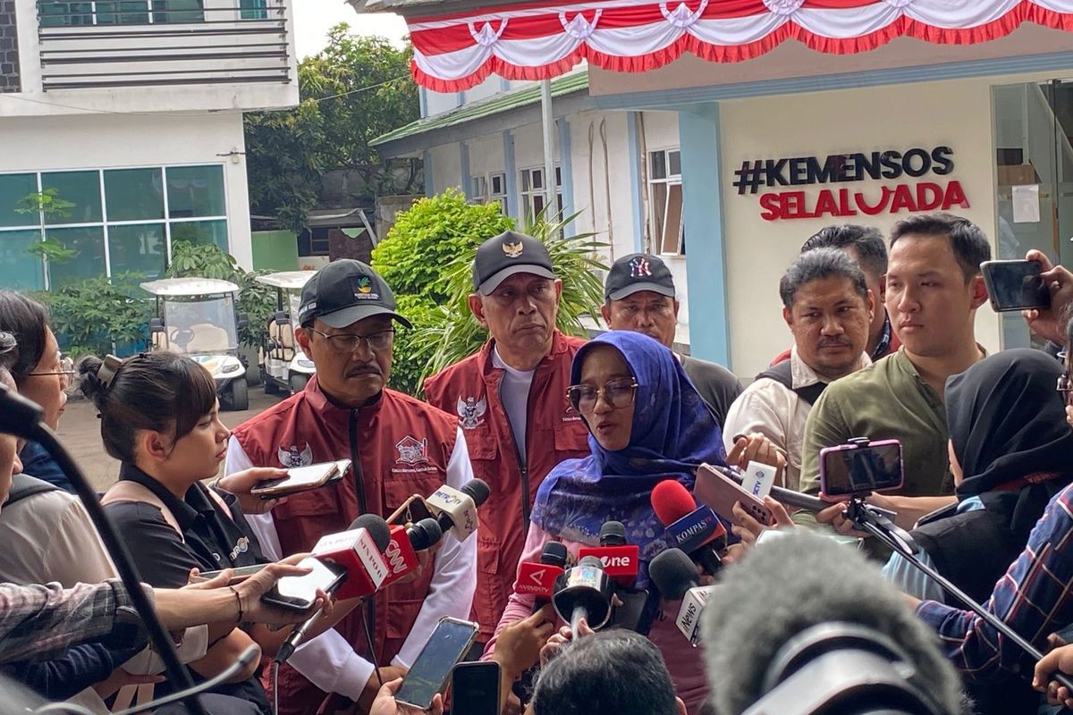 Pemerintah Sediakan 15.000 Laptop untuk Siswa Sekolah Rakyat, Tahap Awal 9.700 Unit