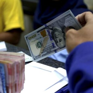 Rupiah Menguat Signifikan, Bank Patok Kurs di Level 16.100-an
