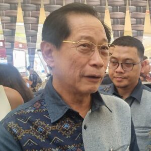 Jahja Setiaatmadja, Presiden Komisaris BCA, Jual 1 Juta Saham BBCA