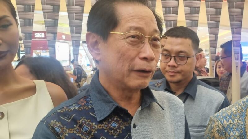 Jahja Setiaatmadja, Presiden Komisaris BCA, Jual 1 Juta Saham BBCA