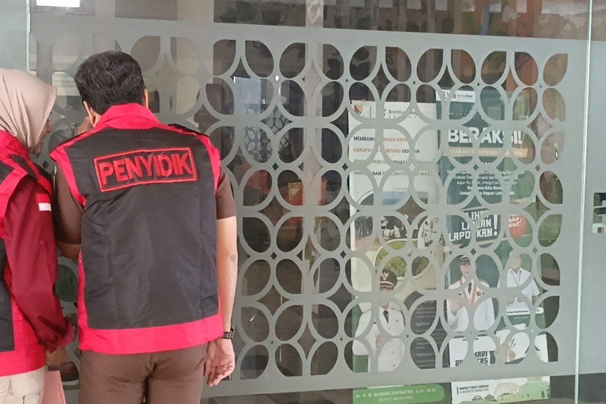 Kejari Kabupaten Bandung Geledah Rumah dan Kantor Direktur Utama PT BDS