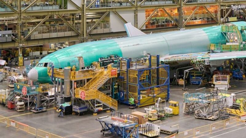 Memanas: Balas Pembatasan Mineral Langka, Trump Ancam Batasi Ekspor Suku Cadang Kunci Boeing ke China