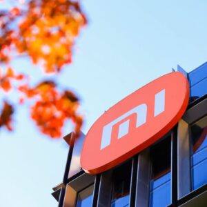 Pergeseran Strategi Xiaomi: Memangkas Jumlah Model Ponsel, Fokus pada Ekosistem Human-Car-Home