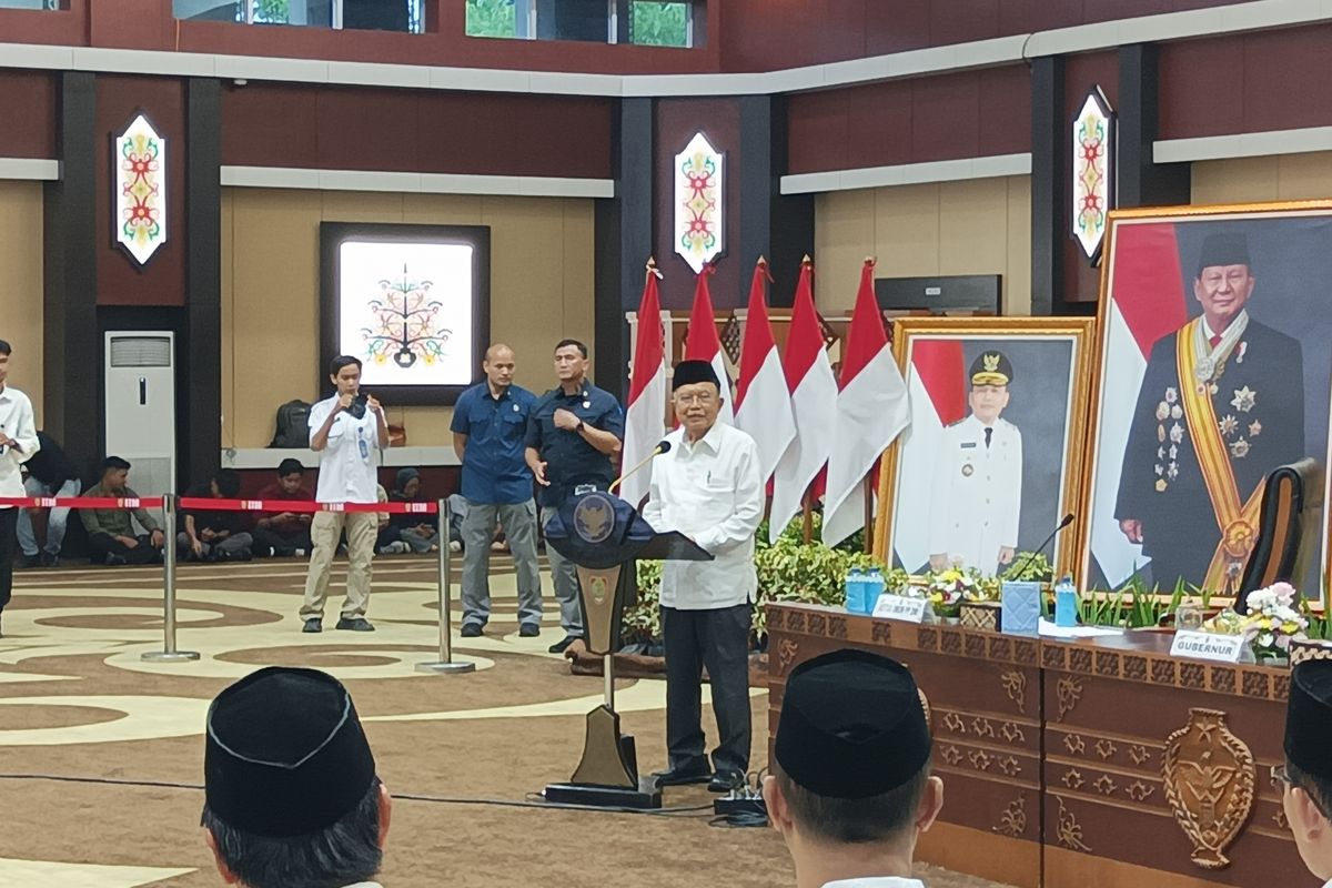 Jusuf Kalla Dorong Masjid Menjadi Pusat Peradaban: Kontribusi Nyata dalam Pendidikan dan Pemberdayaan Ekonomi Umat