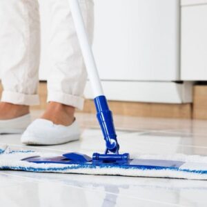 Panduan Praktis Menghilangkan Noda Minyak dari Lantai: Strategi Cepat dan Tepat