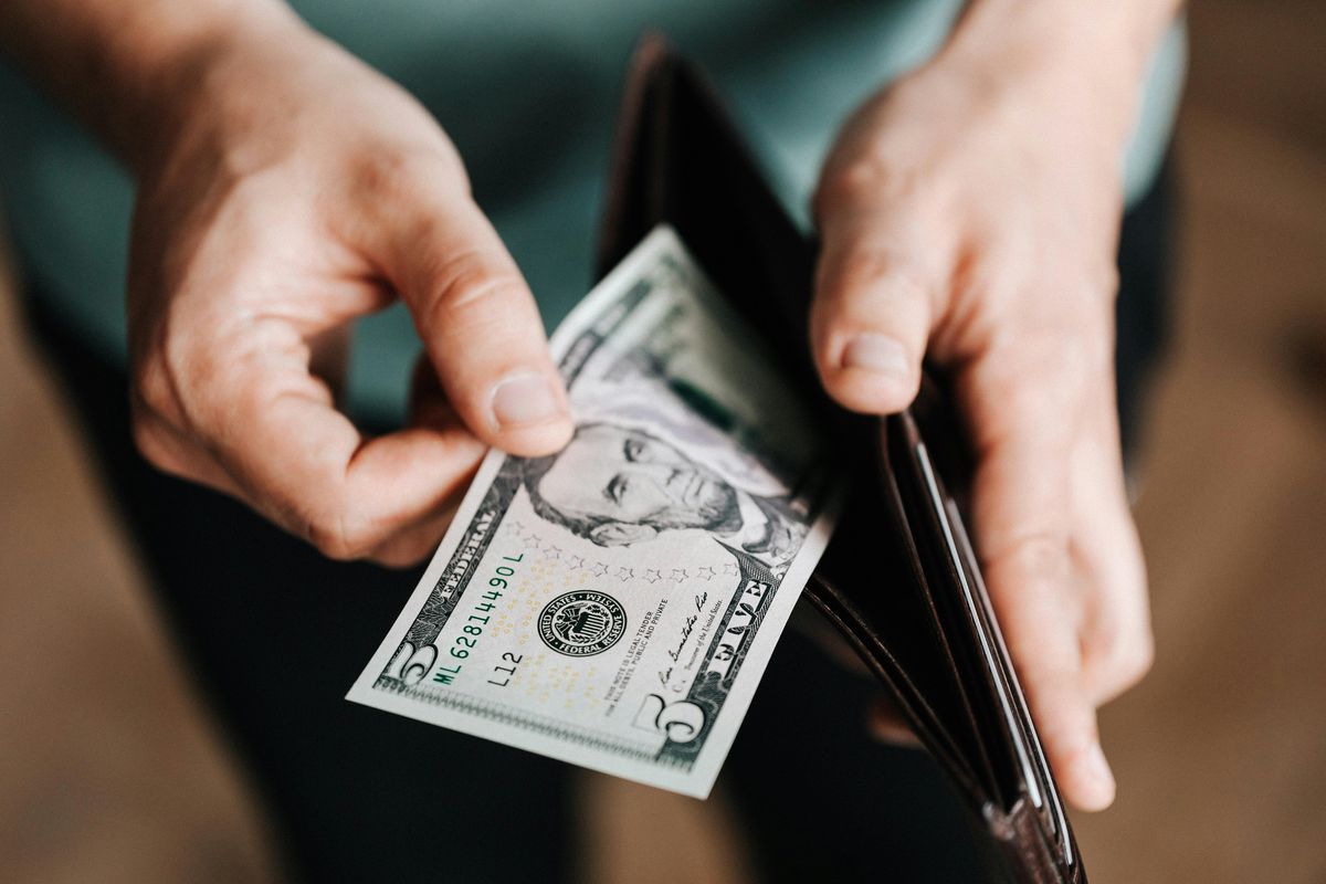 Analisis Pasar: Rupiah Melemah Tipis di Tengah Penguatan Mayoritas Mata Uang Asia